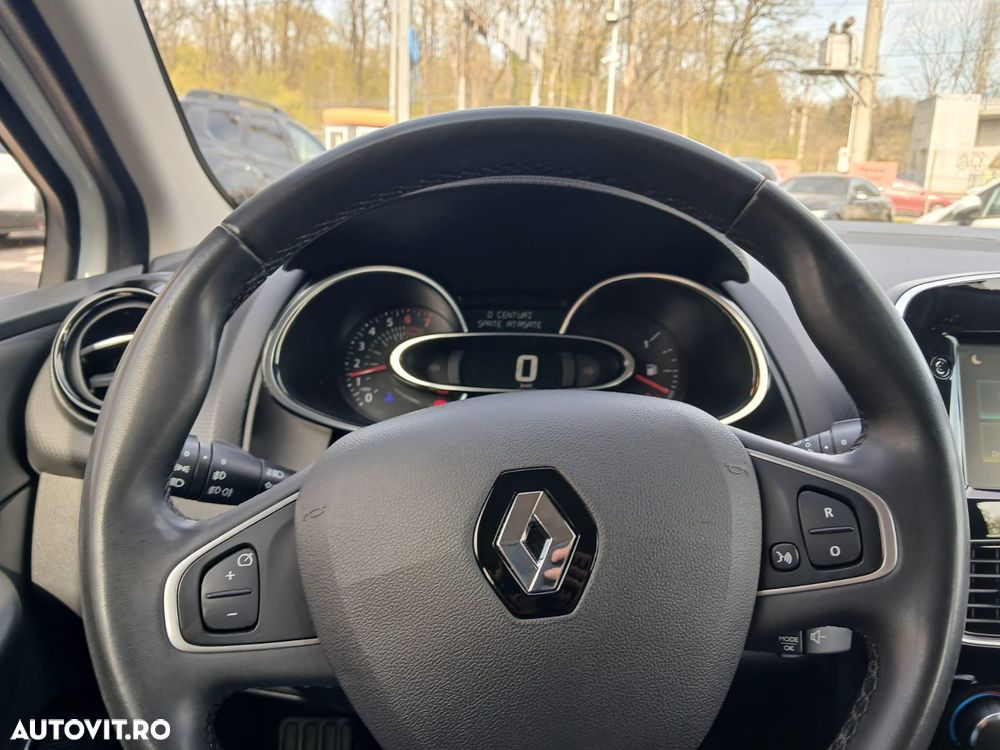 Renault Clio TCe Zen - 7