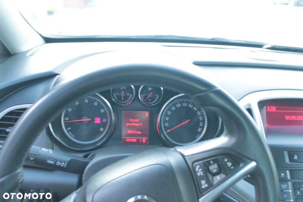 Opel Astra 1.6 Design Edition - 8