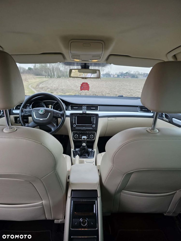 Skoda Superb 1.9 TDI Elegance - 9