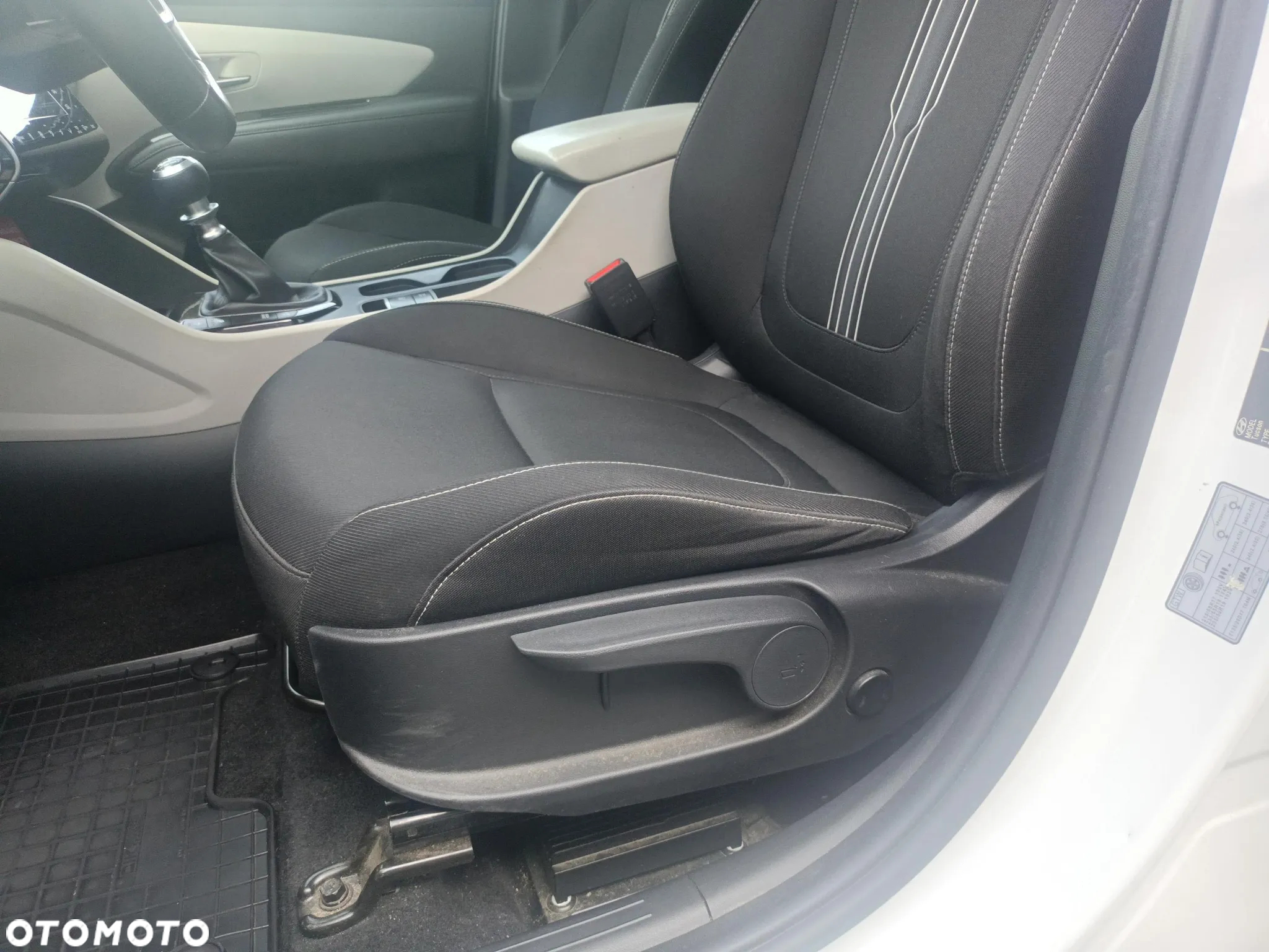 Hyundai Tucson 1.6 T-GDi Executive 2WD - 12