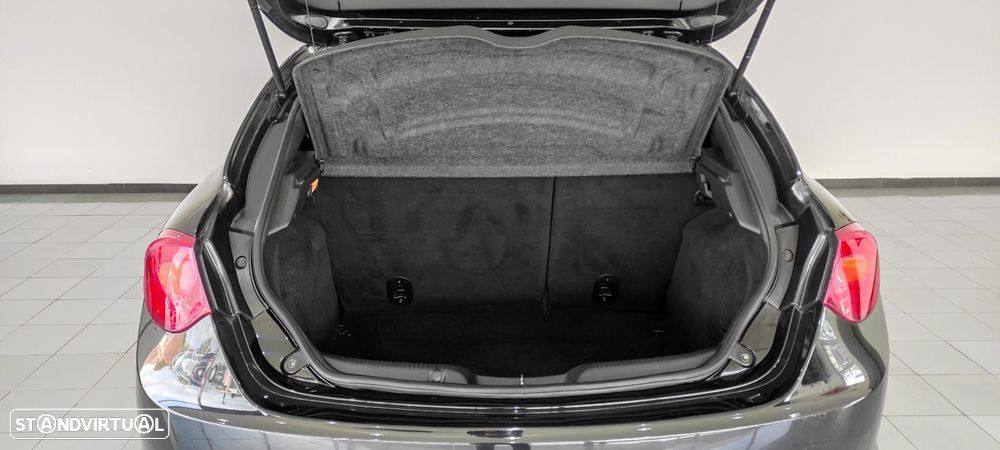 Alfa Romeo Giulietta 1.6 JTDM Exclusive - 19