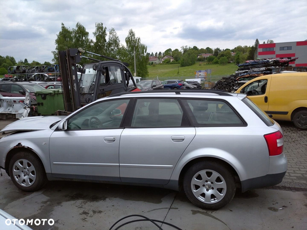 AUDI A4 B6 8E2 POSZYCIE PŁAT DRZWI LEWE PRZÓD PRZEDNIE LY7W