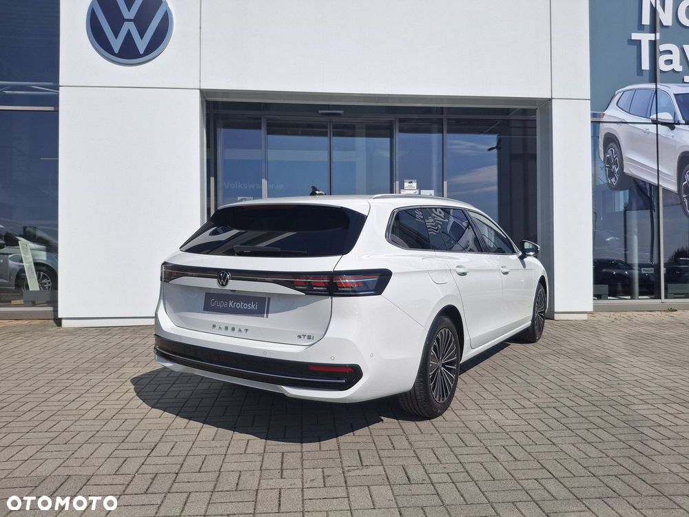 Volkswagen Passat 1.5 TSI EVO Elegance DSG - 8