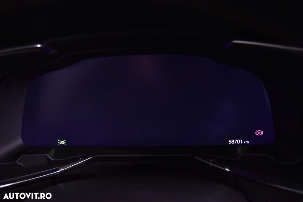 DS Automobiles DS 7 Crossback - 11