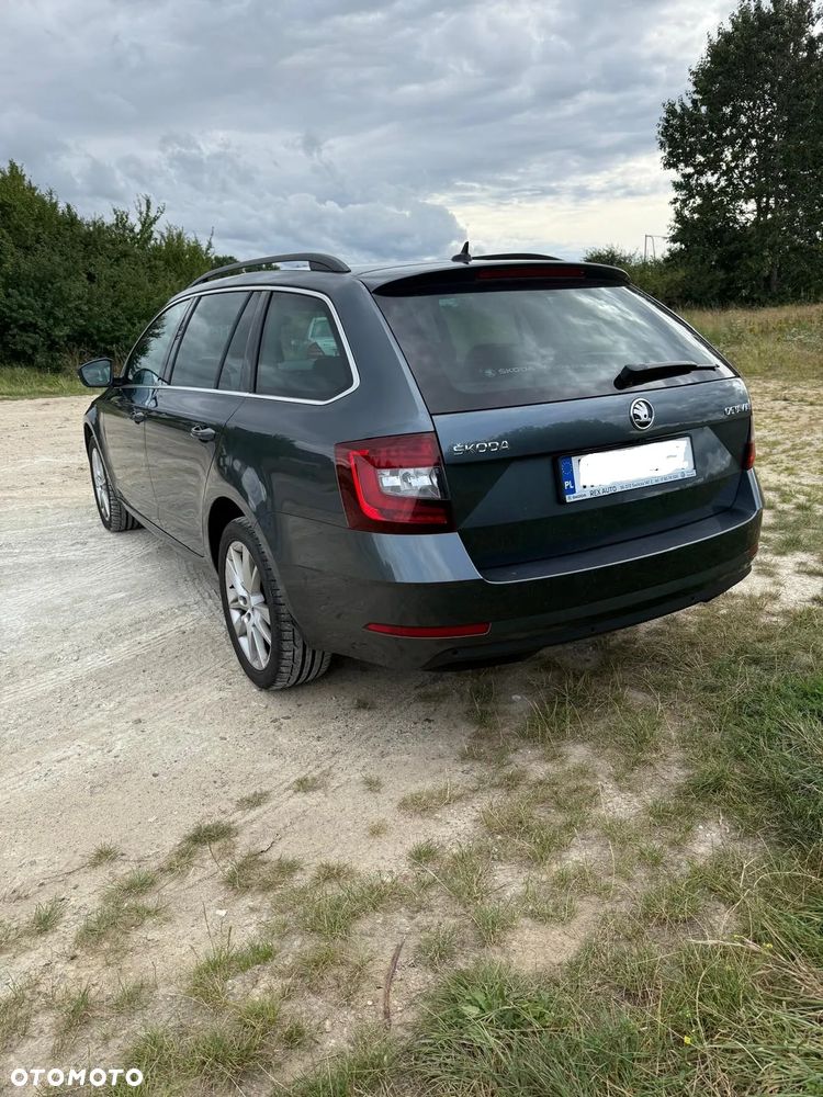 Skoda Octavia 2.0 TDI Style DSG - 7