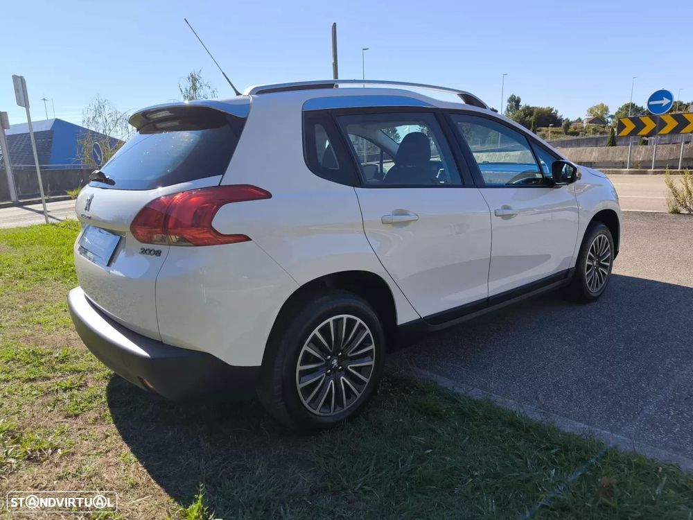 Peugeot 2008 1.2 VTi Active - 5