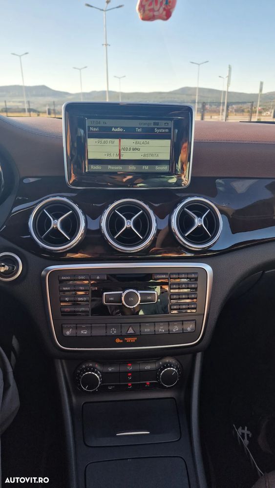 Mercedes-Benz GLA 220 CDI 4MATIC Aut. - 16