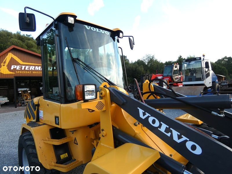 Volvo L30B PRO / Z Niemiec / ORG. 7.120mtg / Bardzo ładne / - 25