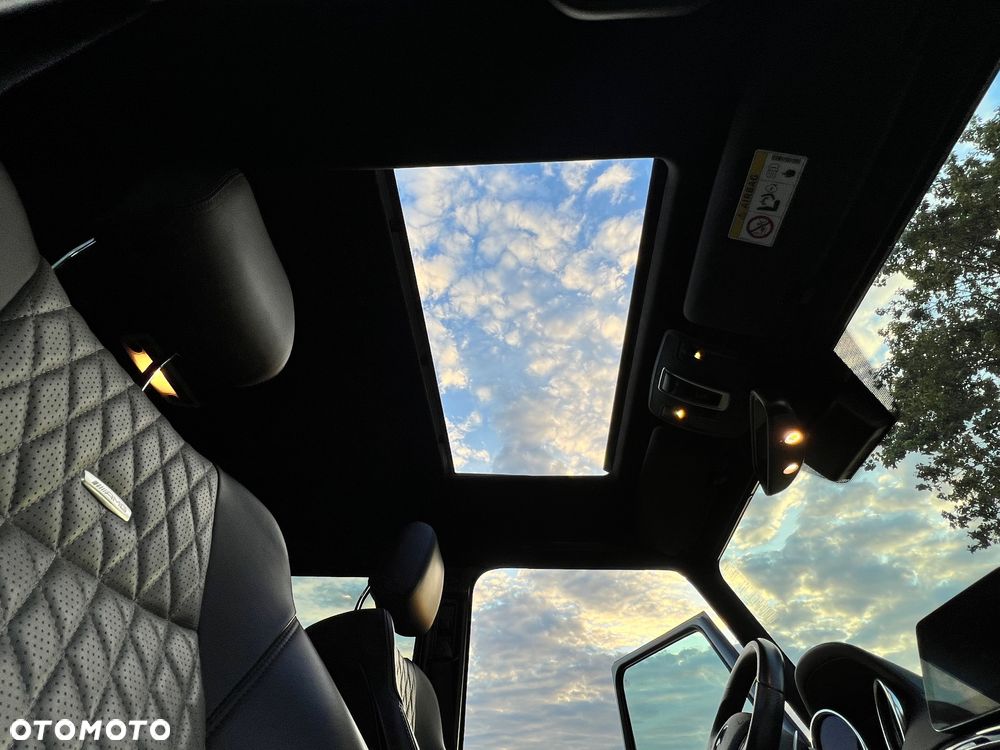 Mercedes-Benz Klasa G AMG 63 AMG SPEEDSHIFT 7G-TRONIC - 32