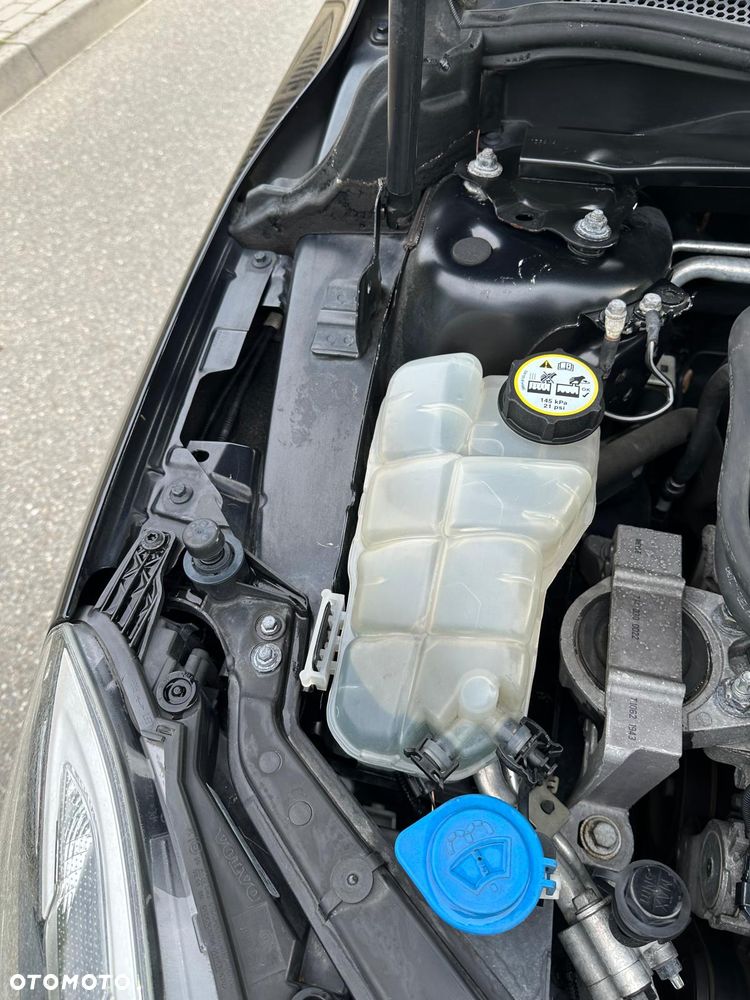 Volvo V40 D2 You - 18