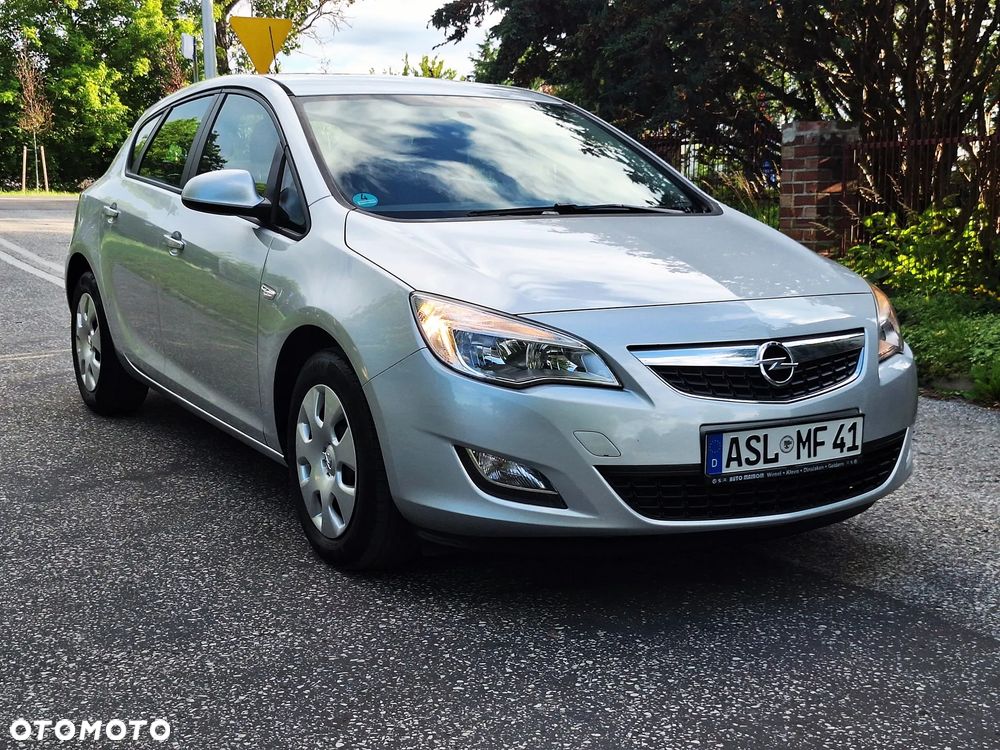 Opel Astra 1.4 Selection - 24