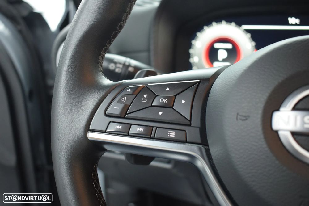 Nissan Juke 1.0 DIG-T N-Connecta NAV. DCT - 16