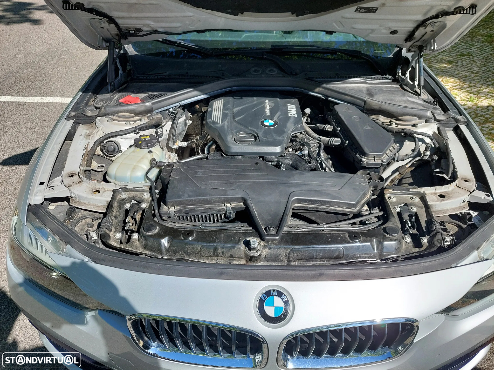 BMW 320 d Touring Line Sport Auto - 4