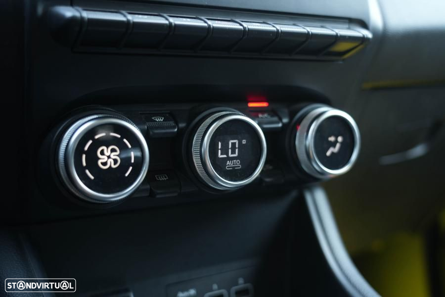 Renault Captur 1.0 TCe Equilibre - 10