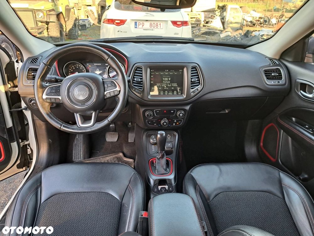 Jeep Compass - 13