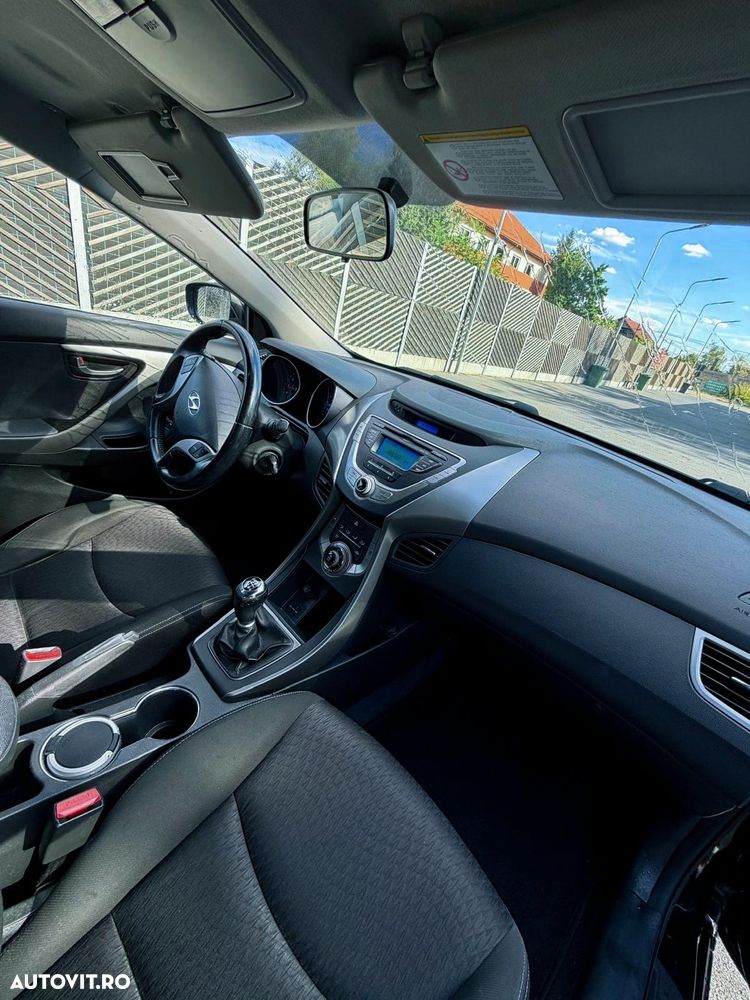 Hyundai Elantra 1.6 MPi - 7