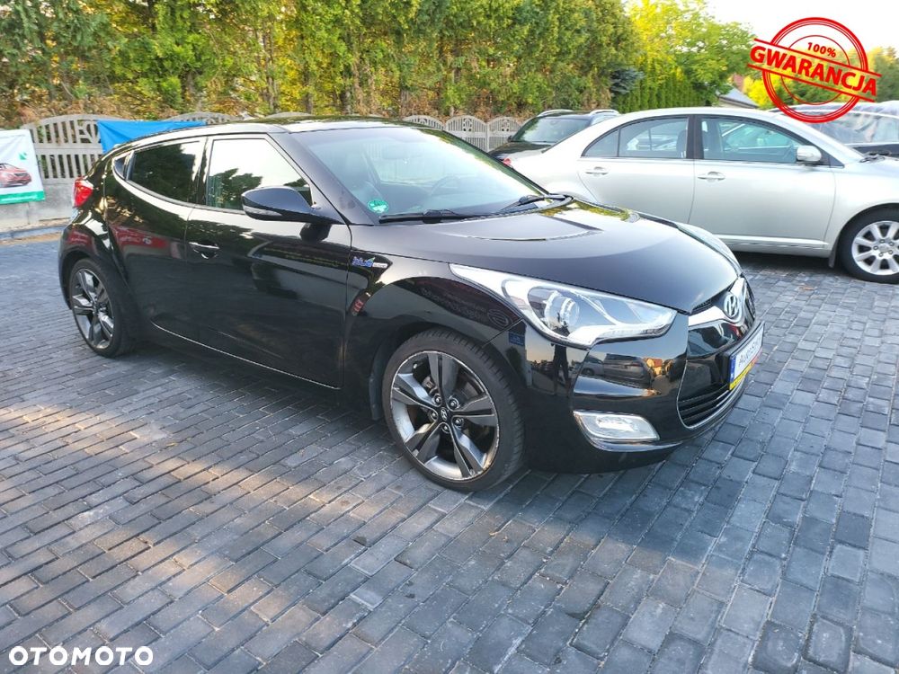 Hyundai Veloster - 17