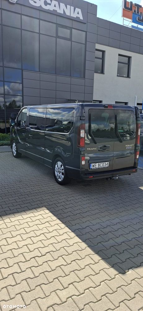 Renault Trafic 2.0 dCi EDC - 7