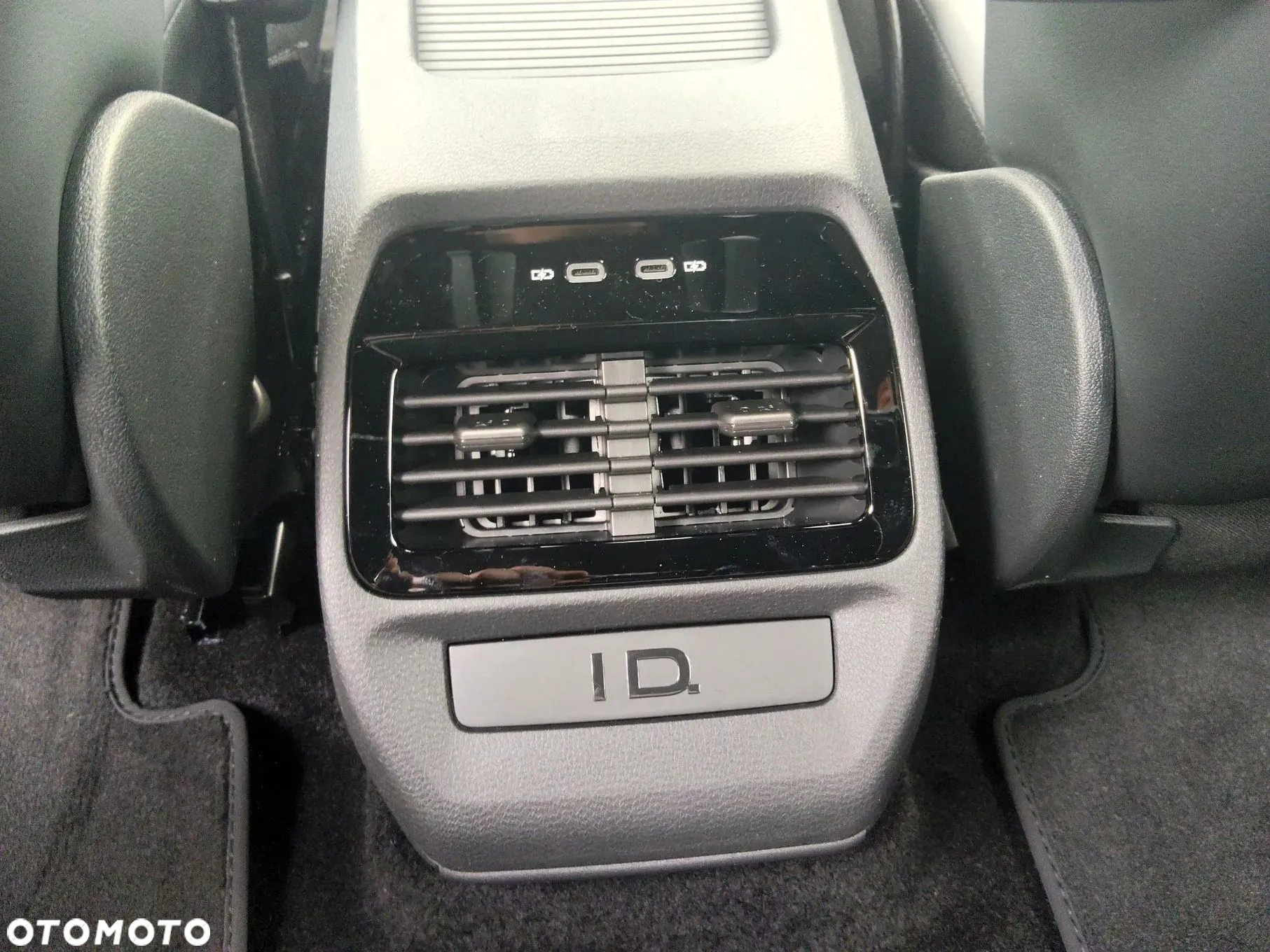 Volkswagen ID.4 77kWh Plus - 37