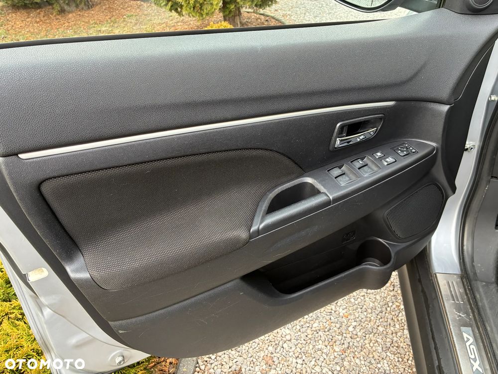 Mitsubishi ASX 1.8 DI-D 4WD Invite - 24