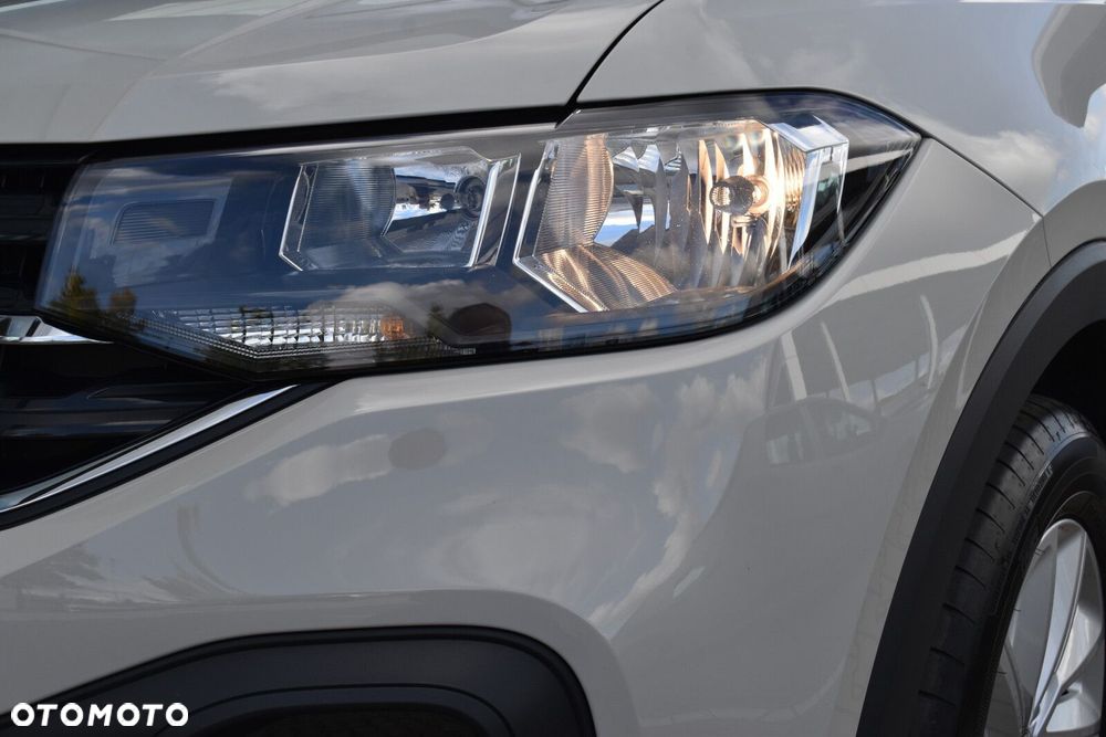 Volkswagen T-Cross - 38
