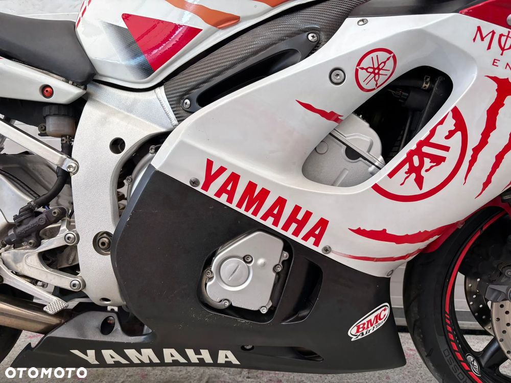 Yamaha R6 - 20