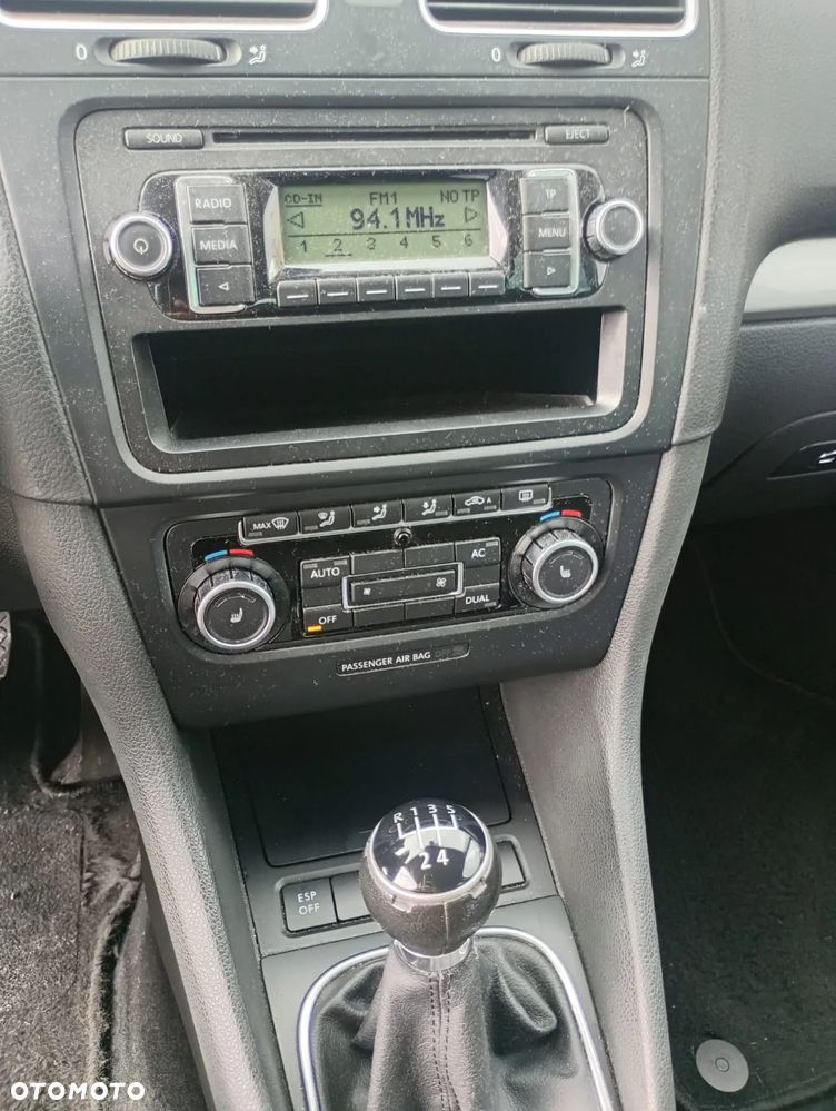 Volkswagen Golf 1.6 TDI DPF Trendline - 10