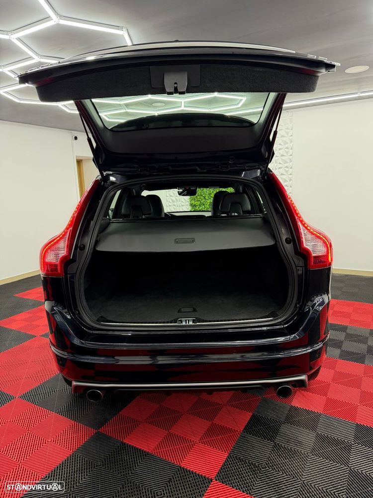 Volvo XC 60 2.0 D4 R-Design - 13