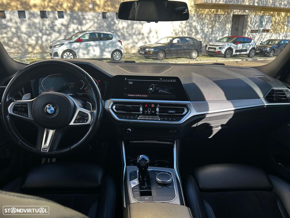 BMW 330 i Aut. M Sport - 12