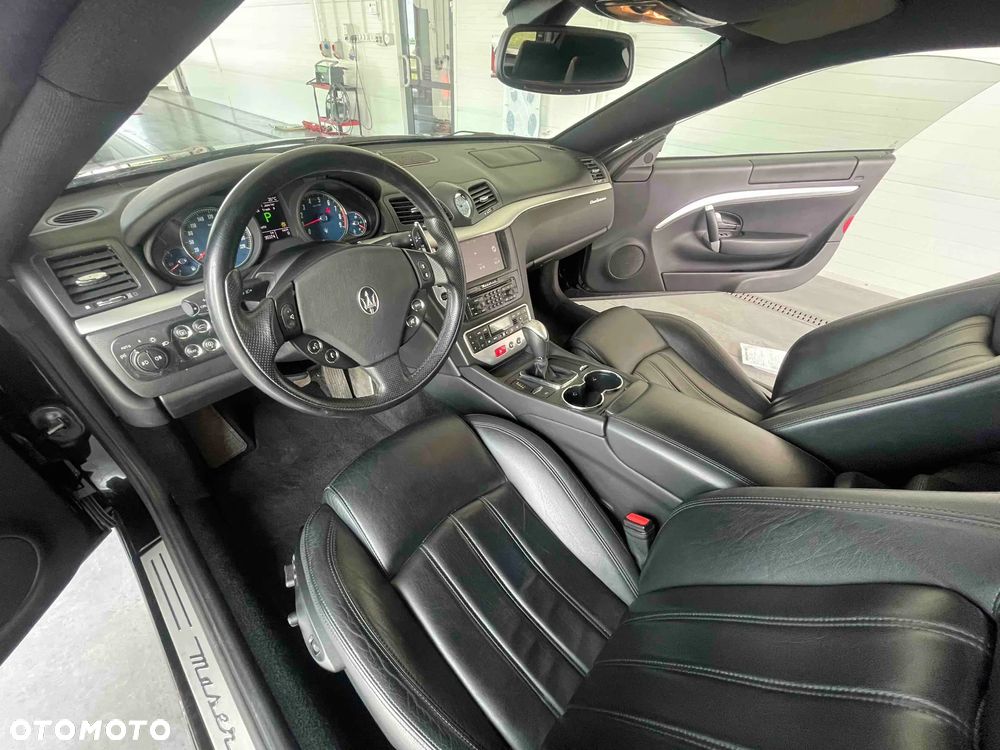 Maserati GranTurismo Automat - 9