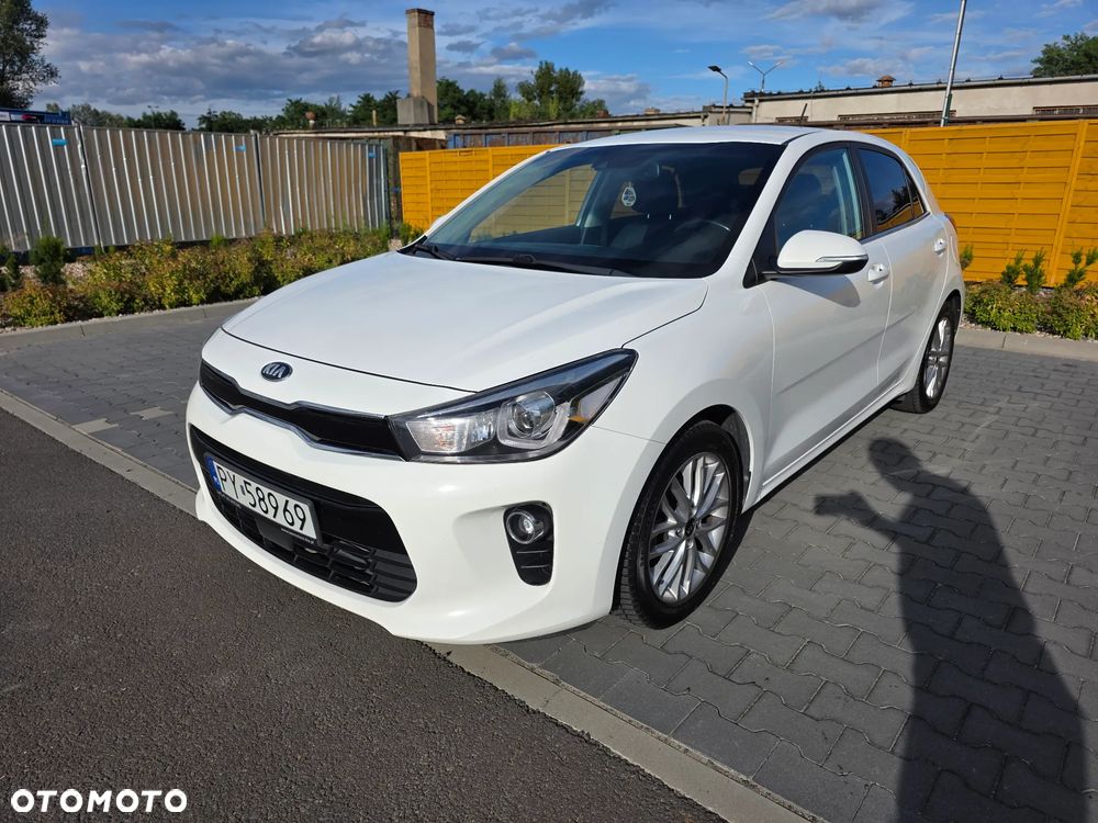 Kia Rio 1.4 L - 2