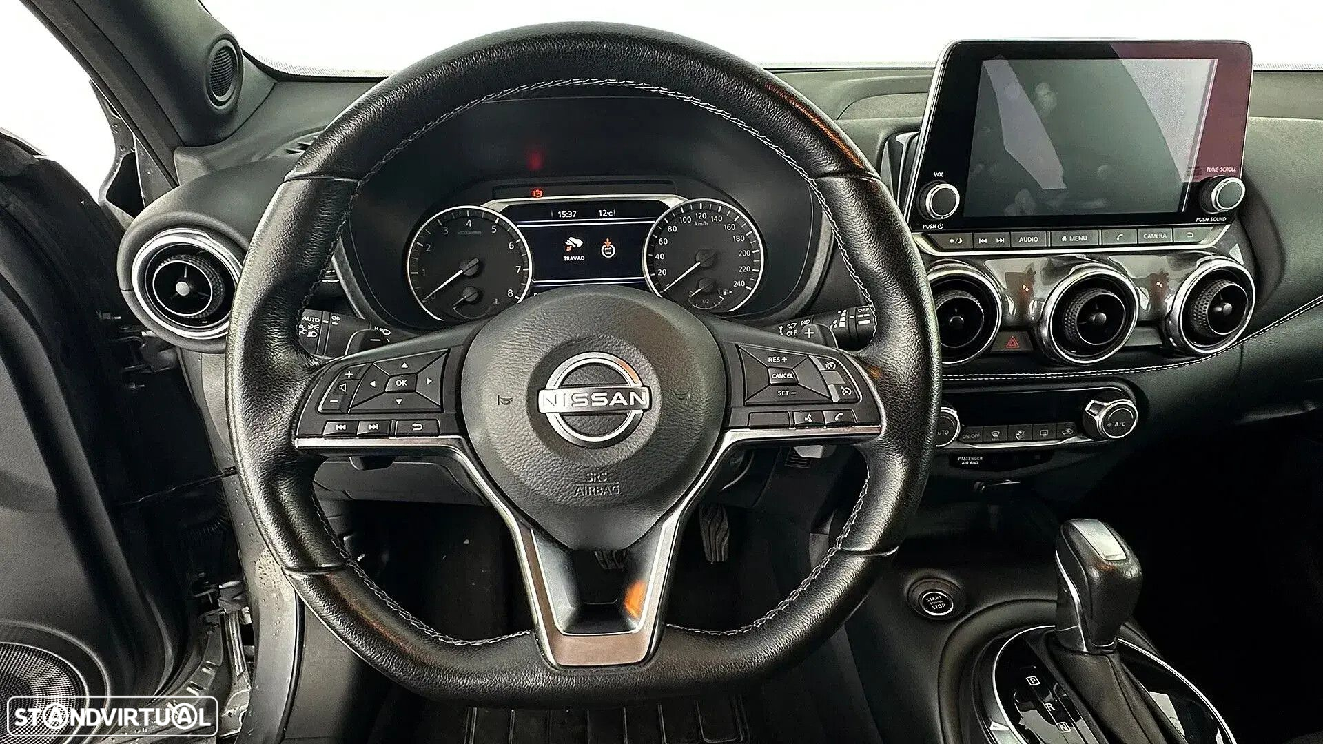 Nissan Juke 1.0 DIG-T N-Connecta NAV. DCT - 33
