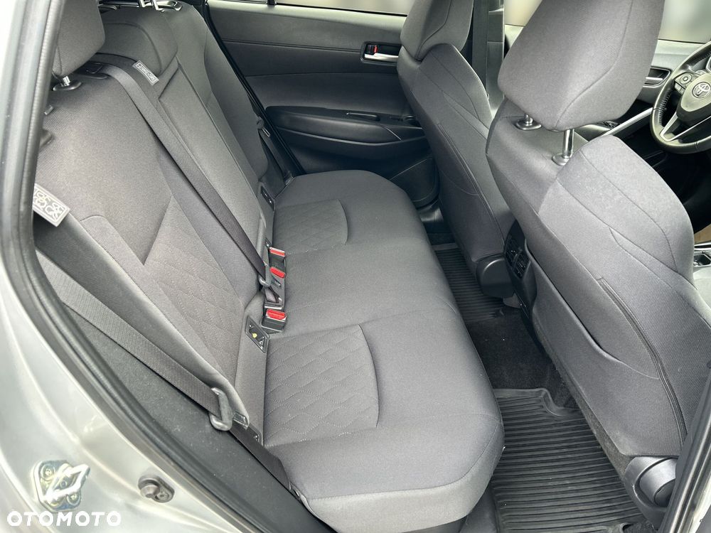 Toyota Corolla Cross - 16