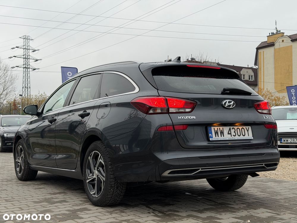 Hyundai i30 1.5 T-GDI 48V Premium - 6