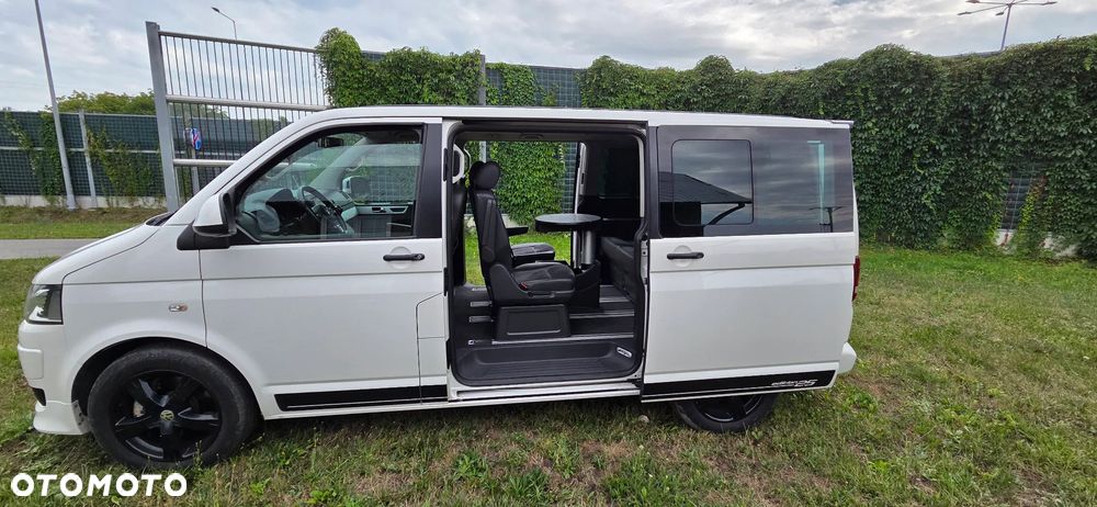 Volkswagen Multivan - 5