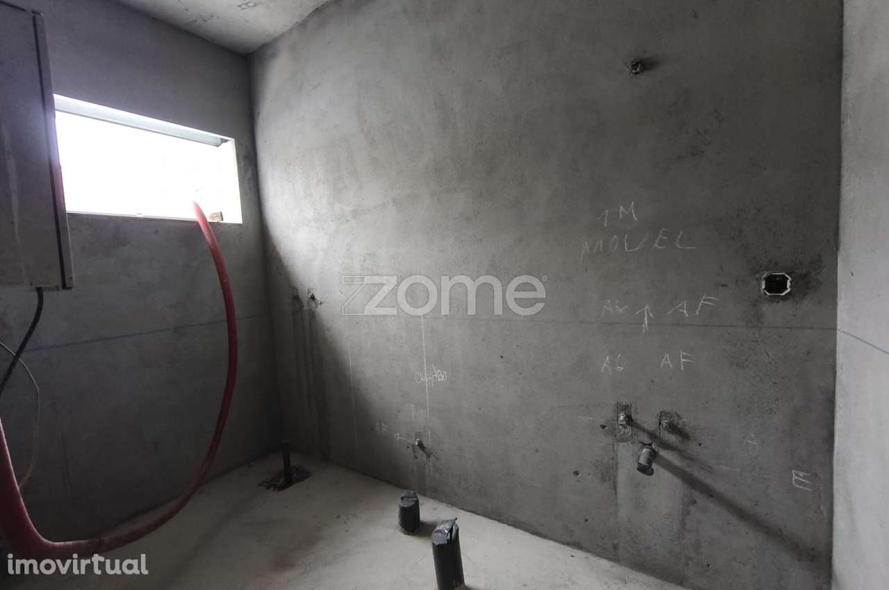 Moradia T4 com Piscina e Jardim - Chave na mão – Ponta Delgada - Grande imagem: 4/31