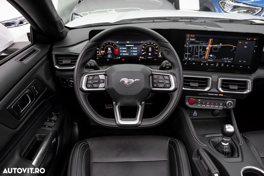 Ford Mustang Convertible 5.0 Ti-VCT V8 Aut. GT - 8