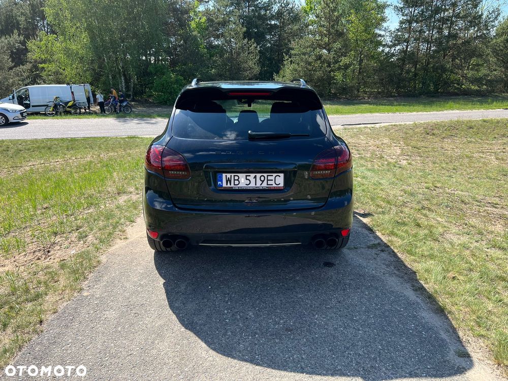 Porsche Cayenne - 7