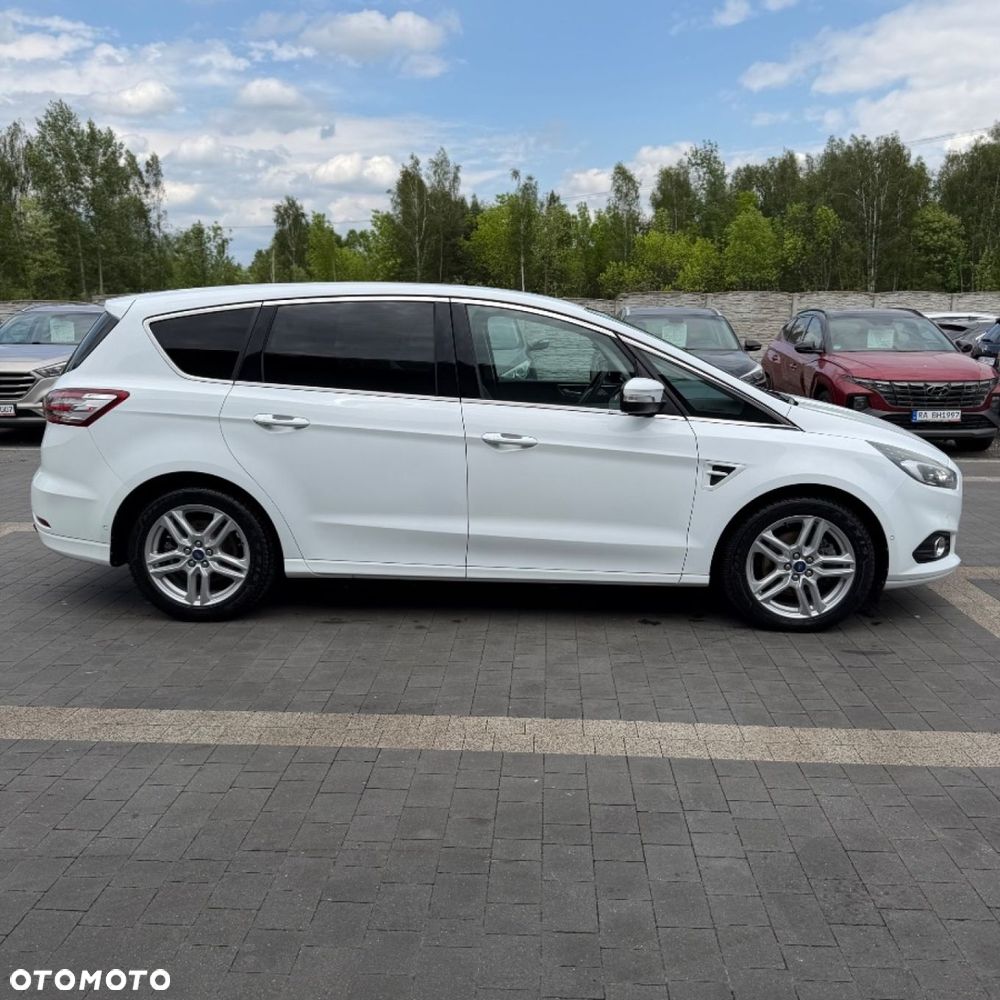Ford S-Max - 15