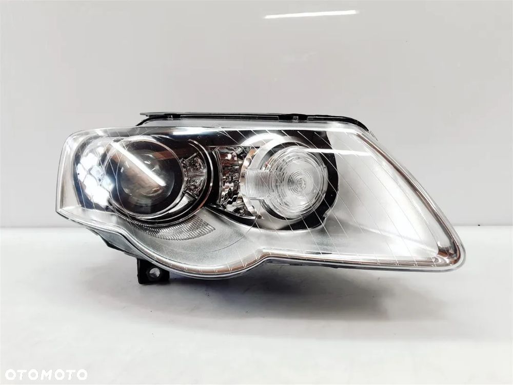 VW PASSAT B6 3C0 05-08r PRAWA LAMPA PRZÓD XENON EU - 1