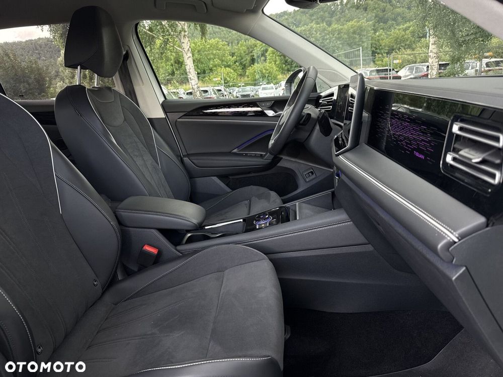 Volkswagen Tiguan 2.0 TDI SCR Elegance DSG - 12