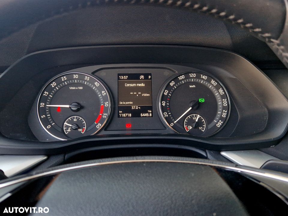 Skoda Octavia 2.0 TDI DSG Ambition - 21