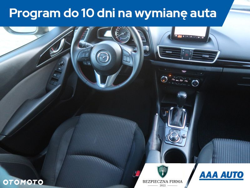 Mazda 3 - 8