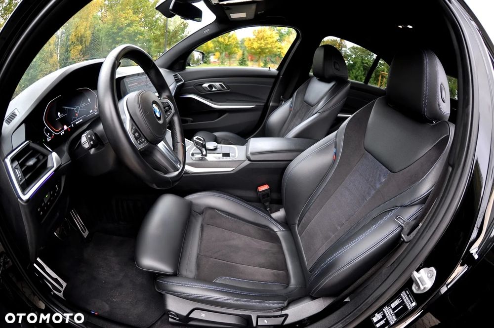 BMW Seria 3 318d M Sport Shadow - 17