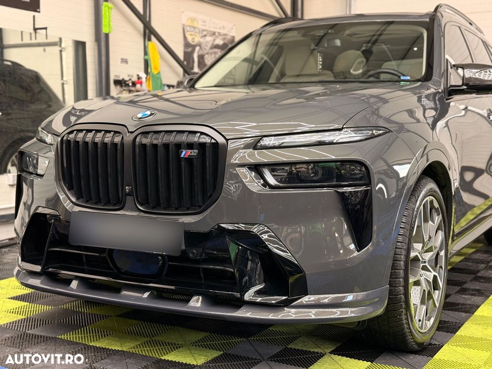 BMW X7 M60i xDrive AT MHEV - 3