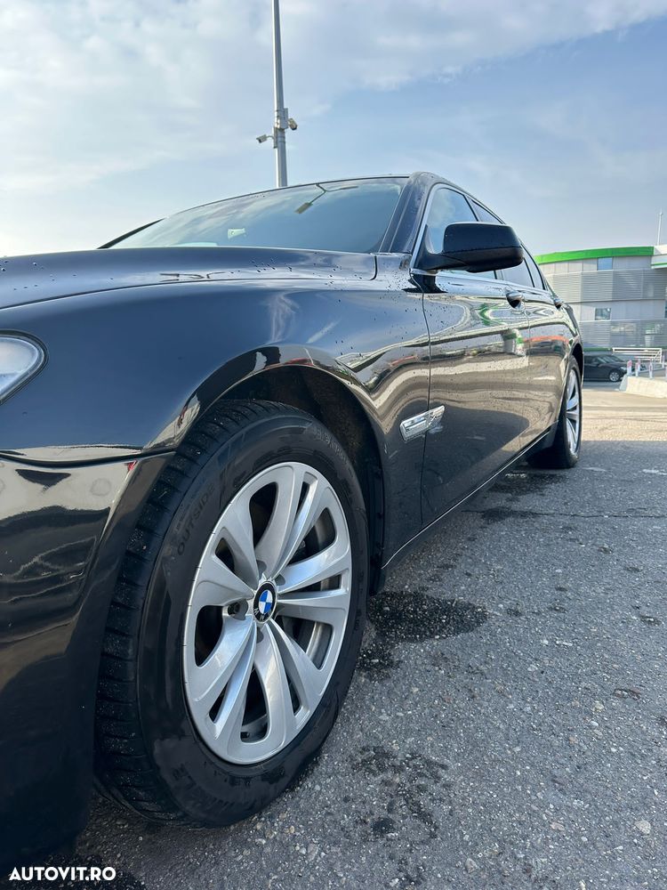 BMW Seria 7 740d xDrive Aut. - 5