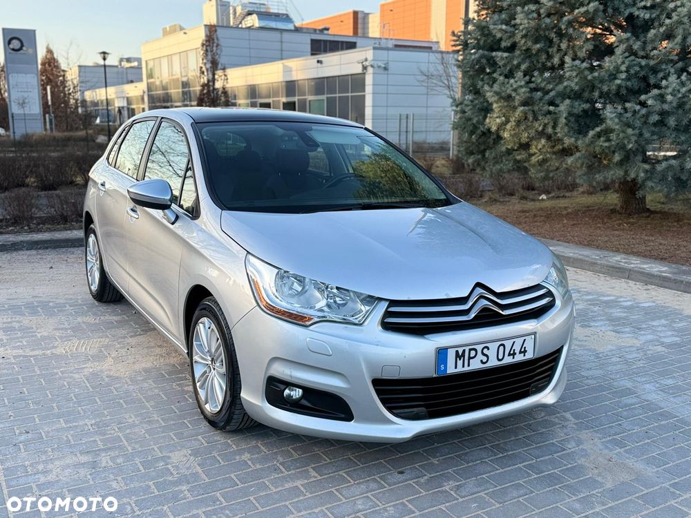 Citroën C4 e-HDi 115 Exclusive - 25
