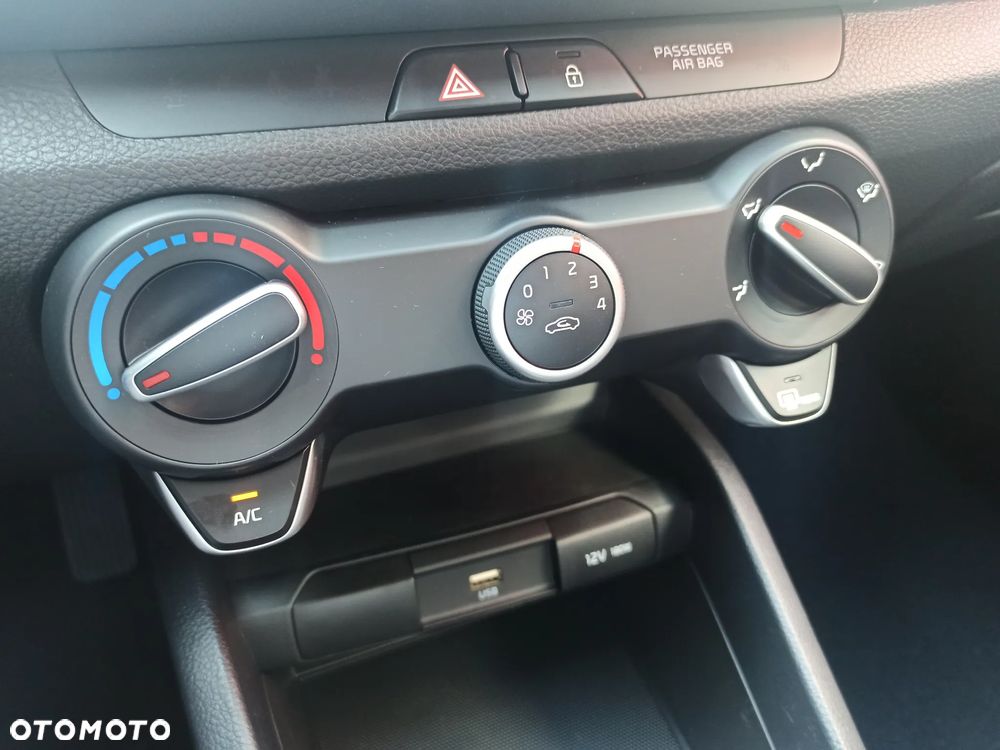 Kia Stonic 1.0 T-GDI M - 25