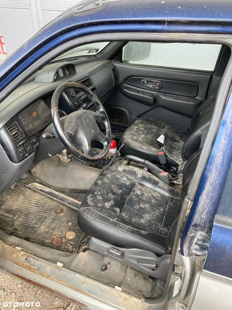 Mitsubishi L200 - 3