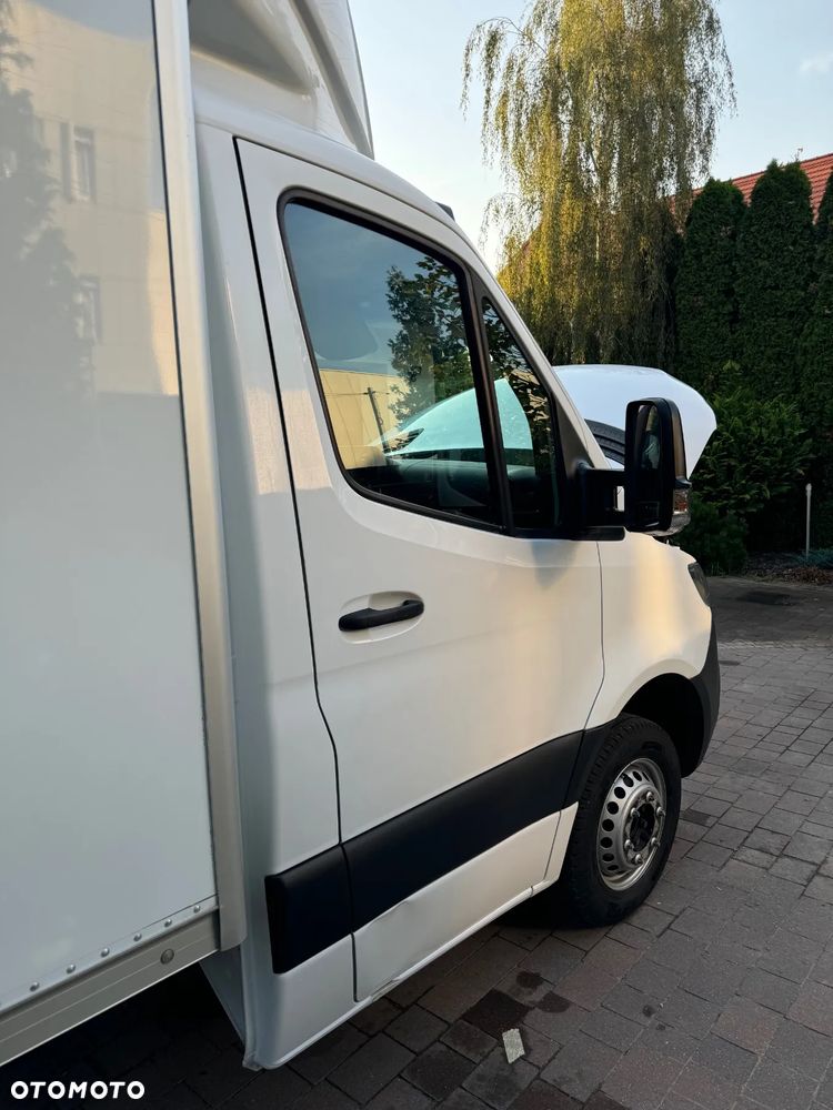 Mercedes-Benz Sprinter - 6